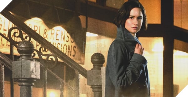 Katherine Waterston sẽ tham gia toàn bộ seri Fantastic Beasts 2