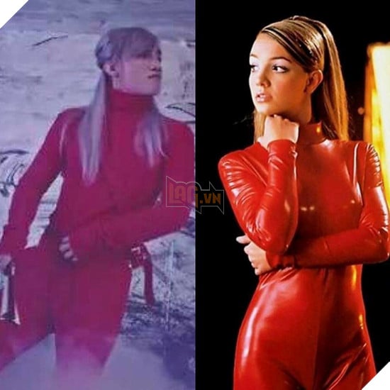 Bộ jumpsuit đỏ cùng mái tóc dài suôn mượt của Sơn Tùng khiến nhiều người liên tưởng đến hình ảnh của Britney Spears.