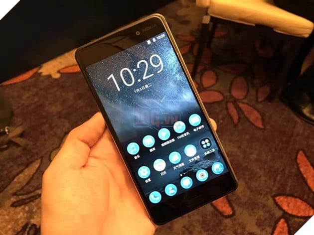 Vâng, đây là Nokia 6 bằng xương bằng thịt  9