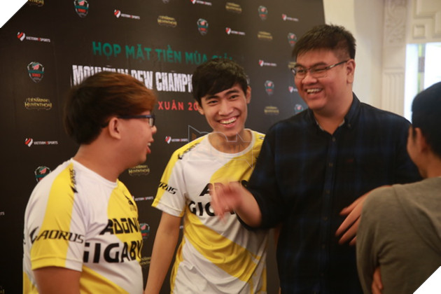 MDCS 2017: Trả lời phỏng vấn Báo chí các đội tham gia đều rất háo hứng và vui vẻ 2