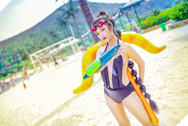 Nóng mắt với cosplay Vayne Bể Bơi trong Liên Minh Huyền Thoại