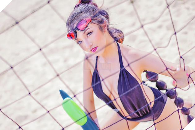 Nóng mắt với cosplay Vayne Bể Bơi trong Liên Minh Huyền Thoại