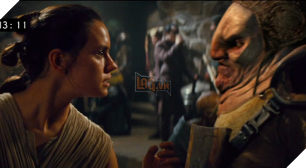 Star Wars: The Force Awakens lộ cảnh Chewbacca hung bạo đã bị xóa trong phim