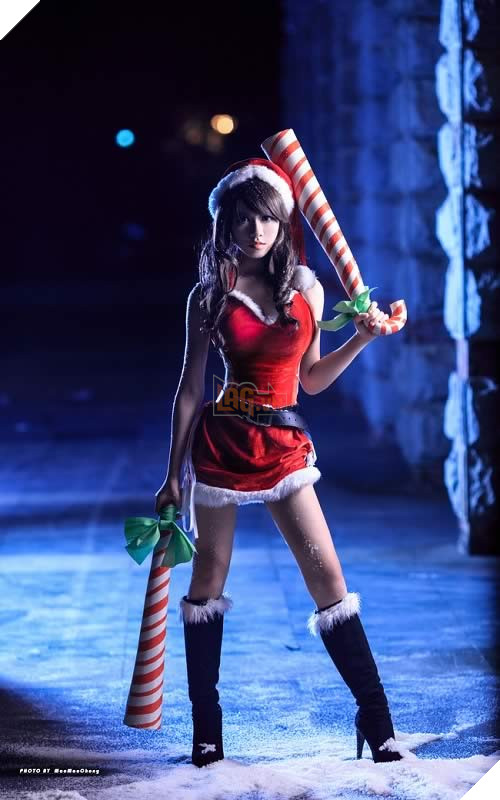 Cosplay Miss Fortune tuyệt đẹp, cô độc dưới trời đông giá rét