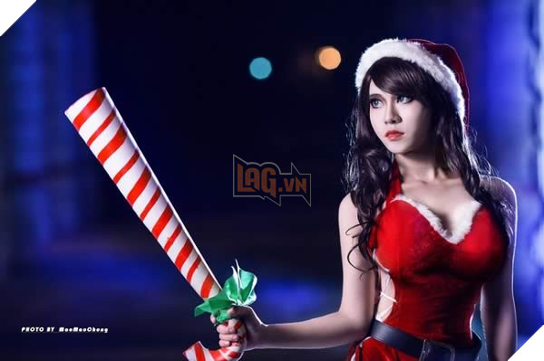 Cosplay Miss Fortune tuyệt đẹp, cô độc dưới trời đông giá rét