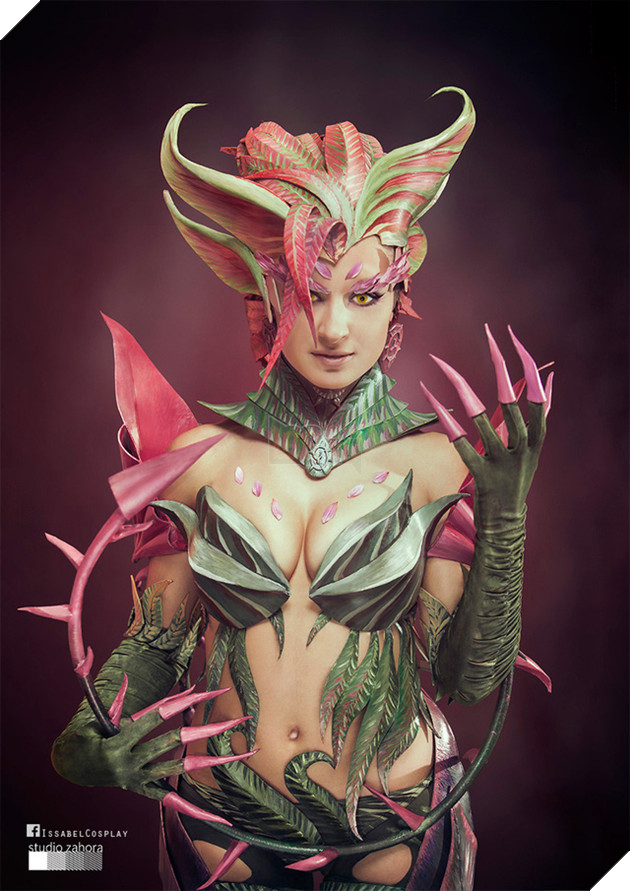 
Zyra
