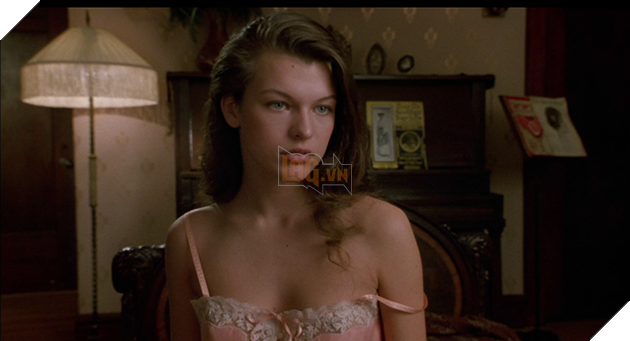 Nang Alice cua 'Resident Evil' van boc lua o tuoi 41 hinh anh 1