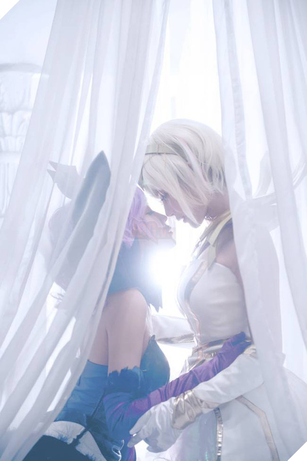 Ngỡ ngàng trước bộ ảnh cosplay tuyệt đẹp về cô nàng Lux Thập Đại Nguyên Tố