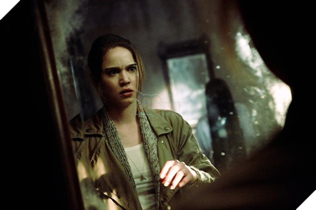 Phim kinh di ‘Vong tron tu than’ chua du ghe ron, ky quai hinh anh 3