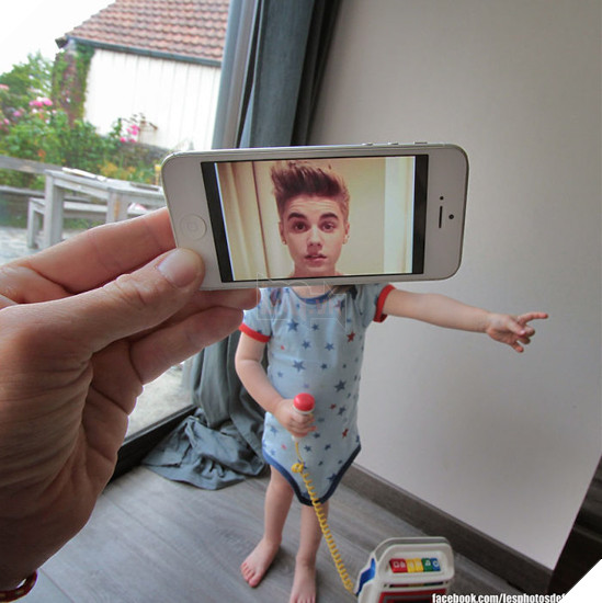 Chỉ với một chiếc iPhone, phù thủy này đã đưa phim ảnh ra thế giới thực - Ảnh 13.