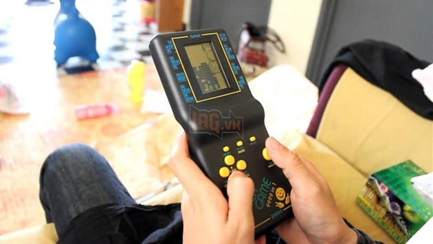 Những máy chơi game gắn liền với thế hệ 8X ở Việt Nam - Ảnh 2.