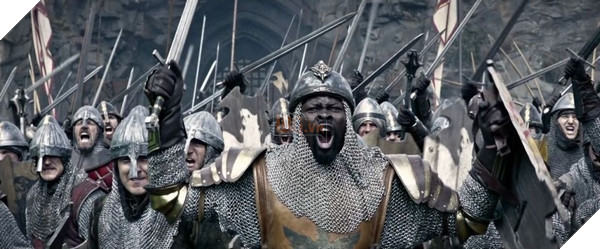 Trailer tràn ngập hành động và đậm chất sử thi của King Arthur: Legend of the Sword