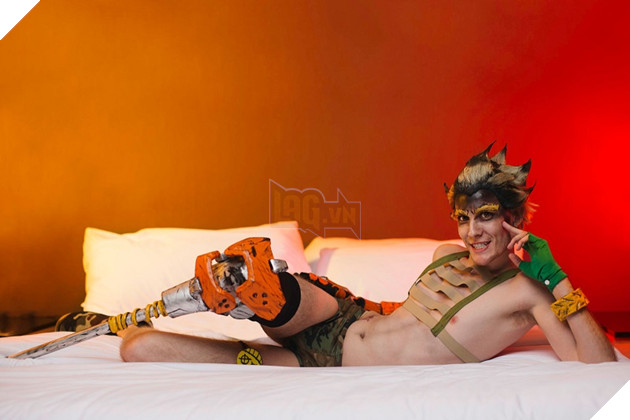 Bộ sưu tập cosplayer nữ heroes Overwatch trong nội y làm sao bỏ qua được 19