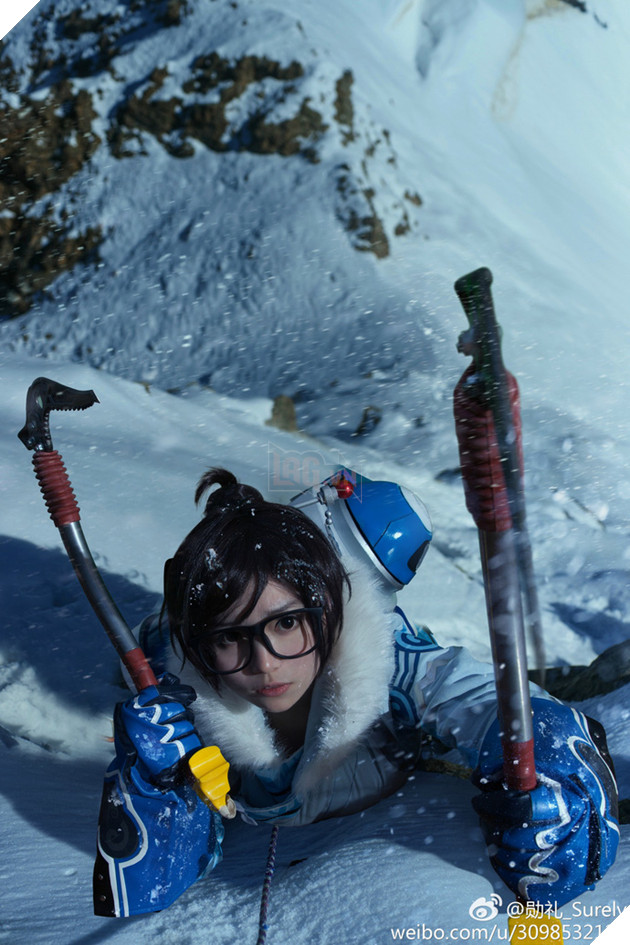 Ngỡ ngàng với bộ ảnh cosplay Mei (Overwatch) được chụp ở tận Bắc Cực