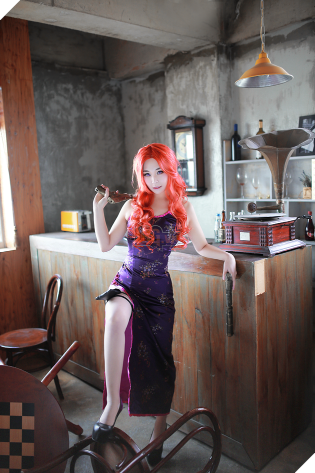 Cùng ngắm cosplay Miss Fortune Mật Vụ cực ngọt ngào và gợi cảm
