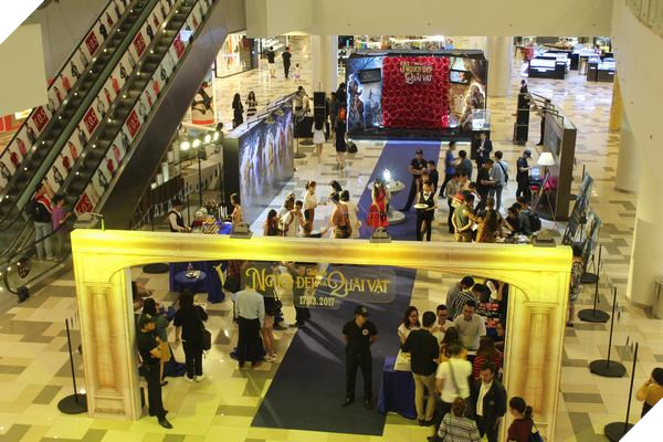 Beauty and the Beast: Họp báo giới thiệu phim tại Sài Gòn 7