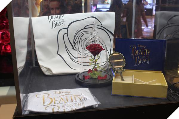 Beauty and the Beast: Họp báo giới thiệu phim tại Sài Gòn 9