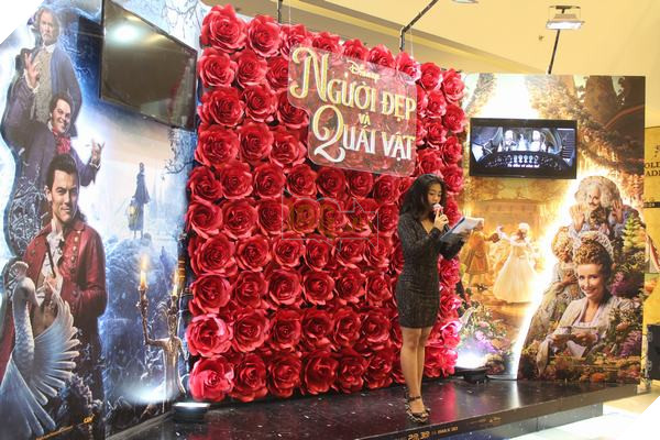 Beauty and the Beast: Họp báo giới thiệu phim tại Sài Gòn 12