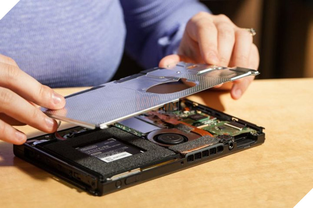 Tháo bung Nintendo Switch: Thiết kế từ NVIDIA, tản nhiệt chất lỏng, 8/10 điểm iFixit