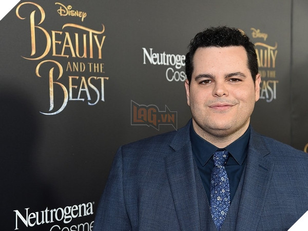 Diễn viên phim Beauty and The Beast phản hồi về những tranh cãi xoay quanh nhân vật LeFou 4