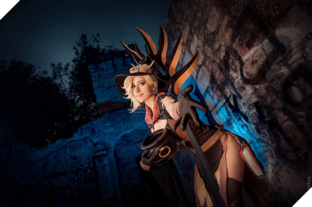 Cosplay Mercy trong Overwatch, 'anh chàng' này đã khiến cho cả thế giới phải trầm trồ