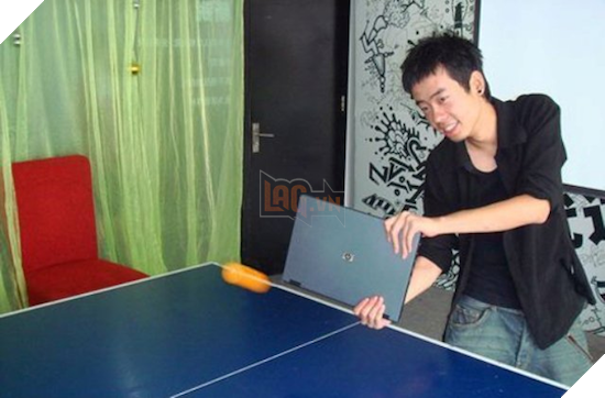 Té ngửa với 12 kiểu dùng laptop cũ không thể bá đạo hơn - Ảnh 21.