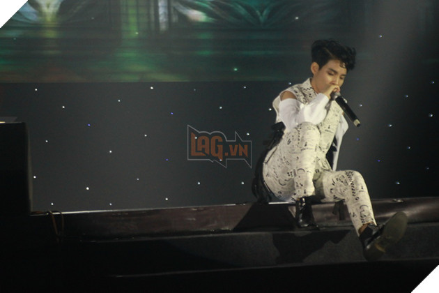 Sony M.A.G Show - Cả sân khấu nóng dần theo từng sự kiện. 11
