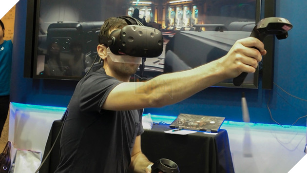 Trải nghiệm không gian VR hoàn chỉnh cùng Đấu Trường Máy Tính 2017