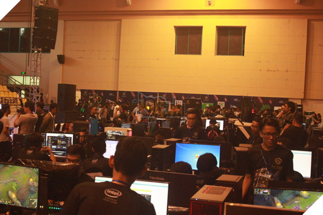 Đấu Trường Máy Tính: Chùm hình ảnh sự kiện LAN Party đầu tiên tại Việt Nam 2