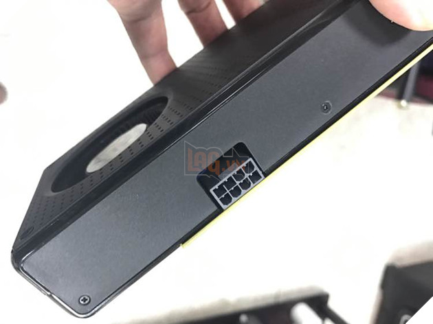 Bộ ba GPU rebrand của AMD lộ điểm benchmark 2