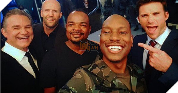  Review The Fast and The Furious 8 - Ý nghĩa hai chữ Gia đình  5