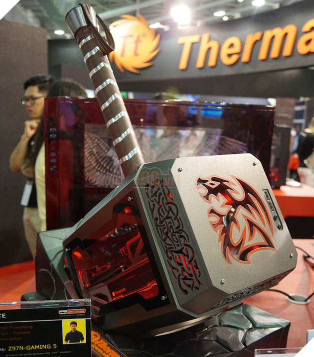 22 hệ thống PC quái dị, đẹp mắt và sáng tạo đến độ chẳng còn giống PC nữa