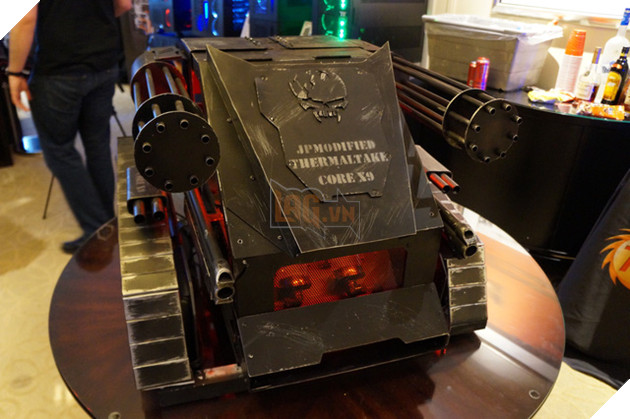 22 hệ thống PC quái dị, đẹp mắt và sáng tạo đến độ chẳng còn giống PC nữa