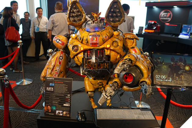 22 hệ thống PC quái dị, đẹp mắt và sáng tạo đến độ chẳng còn giống PC nữa