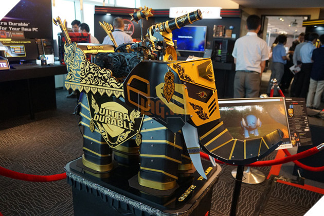 22 hệ thống PC quái dị, đẹp mắt và sáng tạo đến độ chẳng còn giống PC nữa