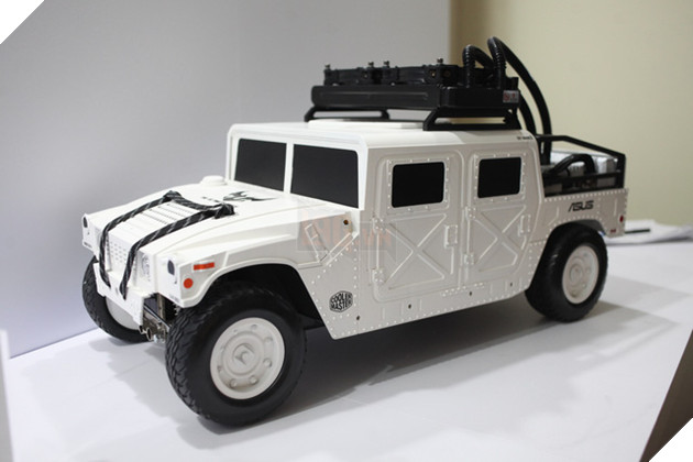 22 hệ thống PC quái dị, đẹp mắt và sáng tạo đến độ chẳng còn giống PC nữa