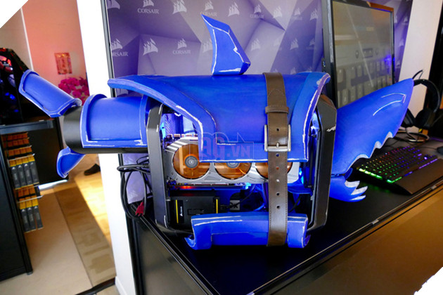 22 hệ thống PC quái dị, đẹp mắt và sáng tạo đến độ chẳng còn giống PC nữa