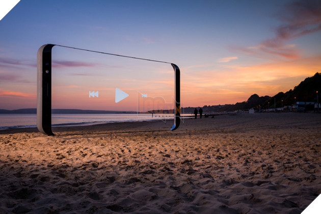 Samsung chơi trội dựng hẳn biển quảng cáo hình Galaxy S8 dài tới 7 mét - Ảnh 5.