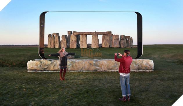 Samsung chơi trội dựng hẳn biển quảng cáo hình Galaxy S8 dài tới 7 mét - Ảnh 2.