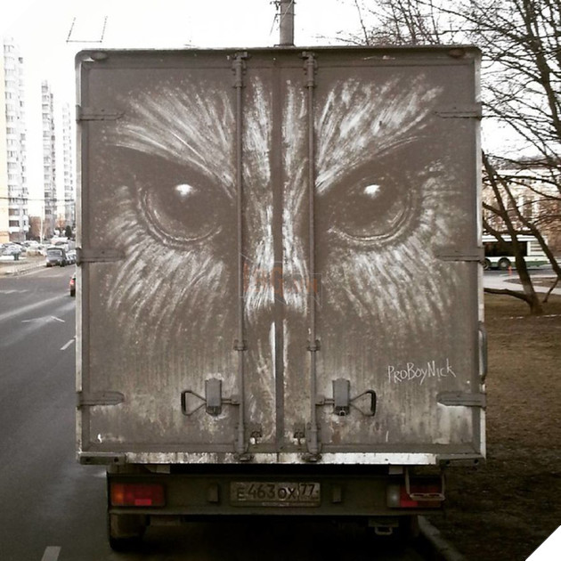 Đỉnh cao hội họa được vẽ nên từ lớp bụi dày trên ô tô - Ảnh 7.