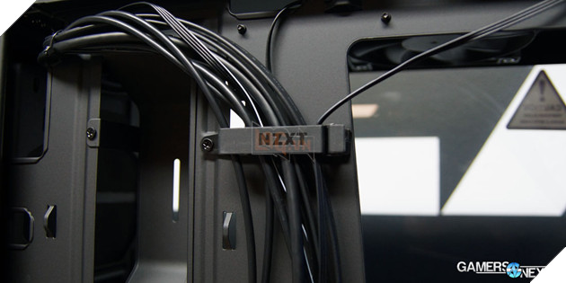 Các tiêu chuẩn lựa chọn case máy tính thích hợp với nhu cầu sử dụng của game thủ 8