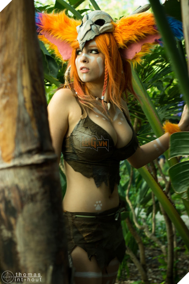 Cosplay Gnar nóng bỏng nhất trong lịch sử Liên Minh Huyền Thoại