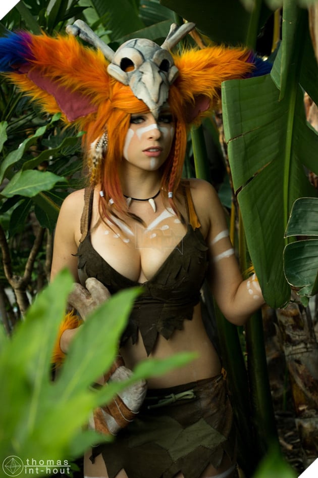 Cosplay Gnar nóng bỏng nhất trong lịch sử Liên Minh Huyền Thoại