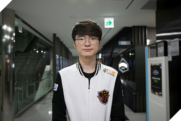 Ngắm nhìn dàn đồng phục của SKT T1 ngay trước thềm chung kết LCK Mùa Xuân 2017