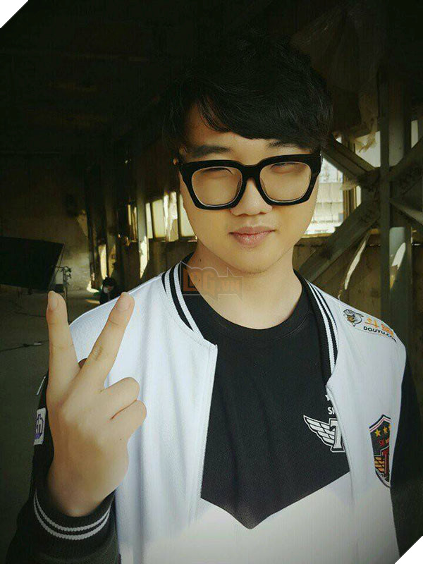 Ngắm nhìn dàn đồng phục của SKT T1 ngay trước thềm chung kết LCK Mùa Xuân 2017