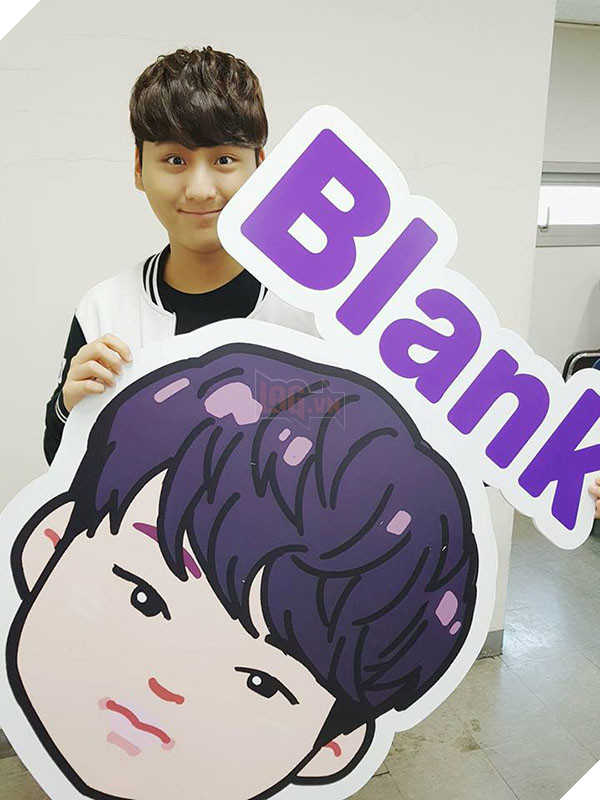 Trước khi siêu đại chiến giữa SKT và KT Rolster diễn ra, quang cảnh nơi thi đấu trông như thế này đây