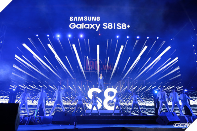 Nhìn lại những khoảnh khắc đẹp nhất trong buổi tiệc âm nhạc đỉnh cao cùng siêu phẩm Galaxy S8 tại Hà Nội 7