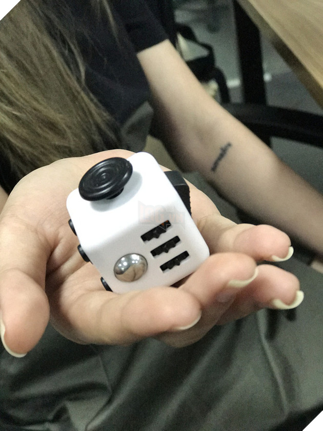 Fidget Cube: Khi sự ngứa tay có giá 500.000 đồng 4