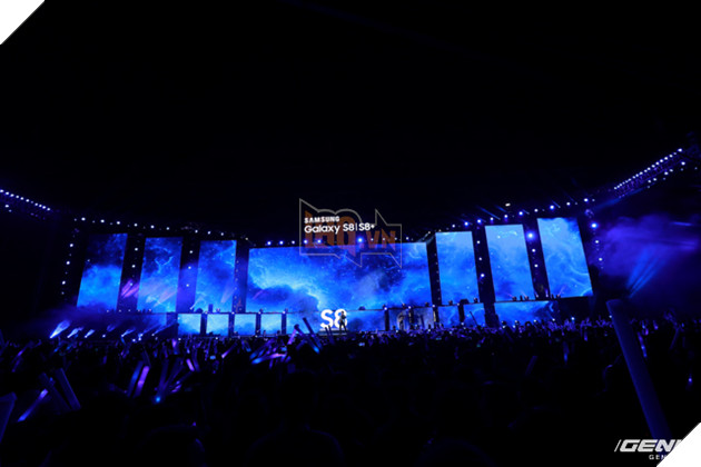 Nhìn lại những khoảnh khắc đẹp nhất trong buổi tiệc âm nhạc đỉnh cao cùng siêu phẩm Galaxy S8 tại Hà Nội 20