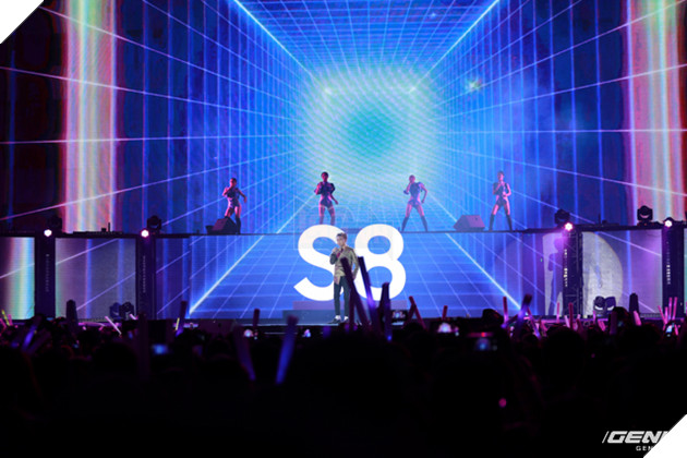 Nhìn lại những khoảnh khắc đẹp nhất trong buổi tiệc âm nhạc đỉnh cao cùng siêu phẩm Galaxy S8 tại Hà Nội 21